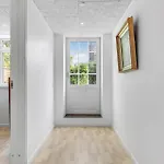 Pet Friendly In With Kitchen *