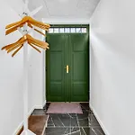 Vakantiehuis Pet Friendly In With Kitchen *
