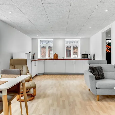 Vakantiehuis Pet Friendly In With Kitchen