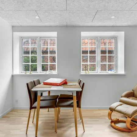 Vakantiehuis Pet Friendly In With Kitchen *