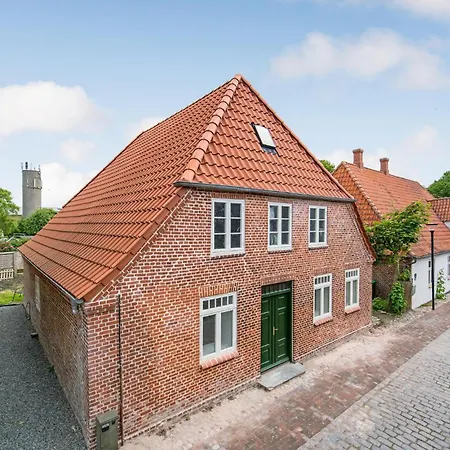 Pet Friendly In With Kitchen Vakantiehuis